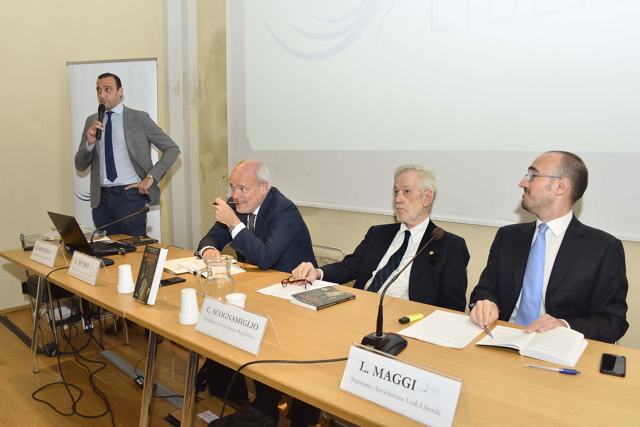 Associazione Lodi Liberale - Presentazione del libro "Rivoluzione liberale. Come si fa" di Carlo Scognamiglio e Enrico Musso
